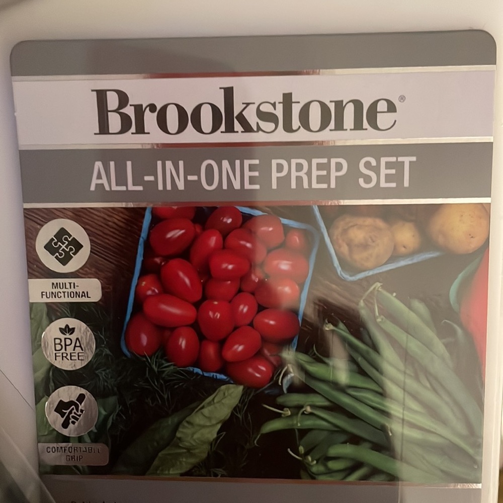 Brookstone All in one-4 Piece Food PREP Set  NEW!